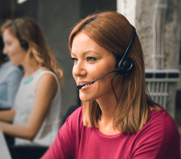 Woman with headset representing Optus Contact Centres.